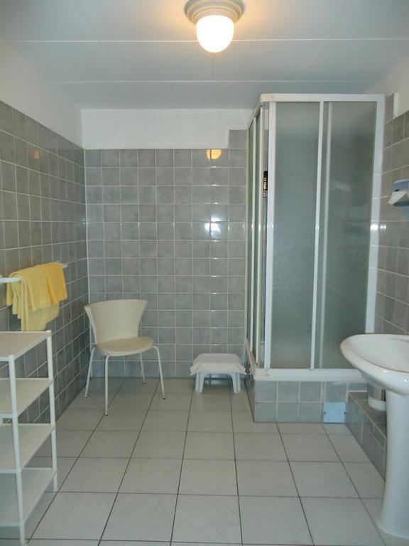 Hotel Kubrat Am Checkpoint Charlie 베를린 객실 사진